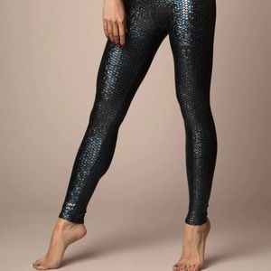 New Emily Hsu Mermaid leggings sz. S